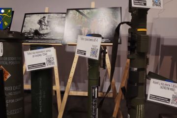  У Дніпрі діє виставка до Дня танкових військ ЗСУ
